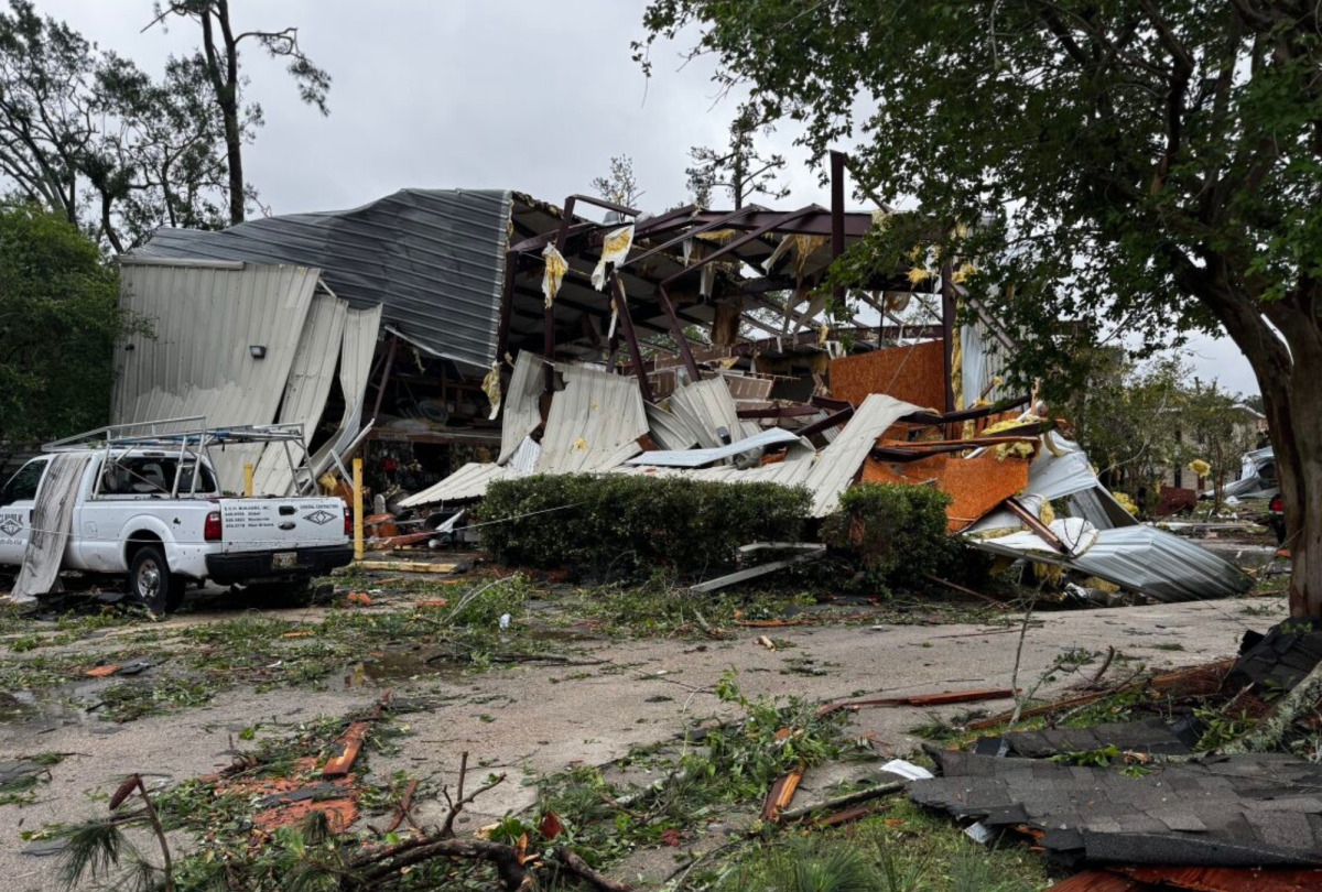 EF-1 tornado causes extensive damage, multiple injuries in Slidell